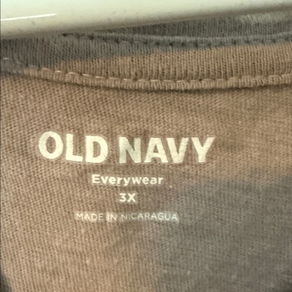 Old Navy Mauve Graphic Tee with Navy Scenic Print - Picture 2 of 2